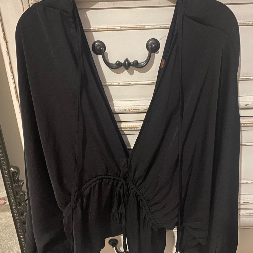 Free People Elouise Blouse, v-neck, 100% polyester